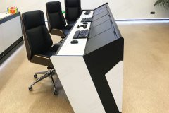 斜面操作臺(tái)的優(yōu)點(diǎn)有哪些？